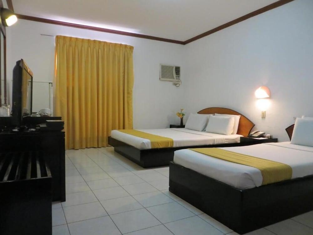 Paragon Suites Cebu Eksteriør billede