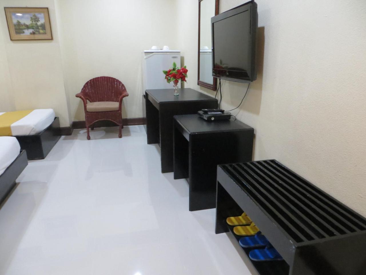 Paragon Suites Cebu Eksteriør billede