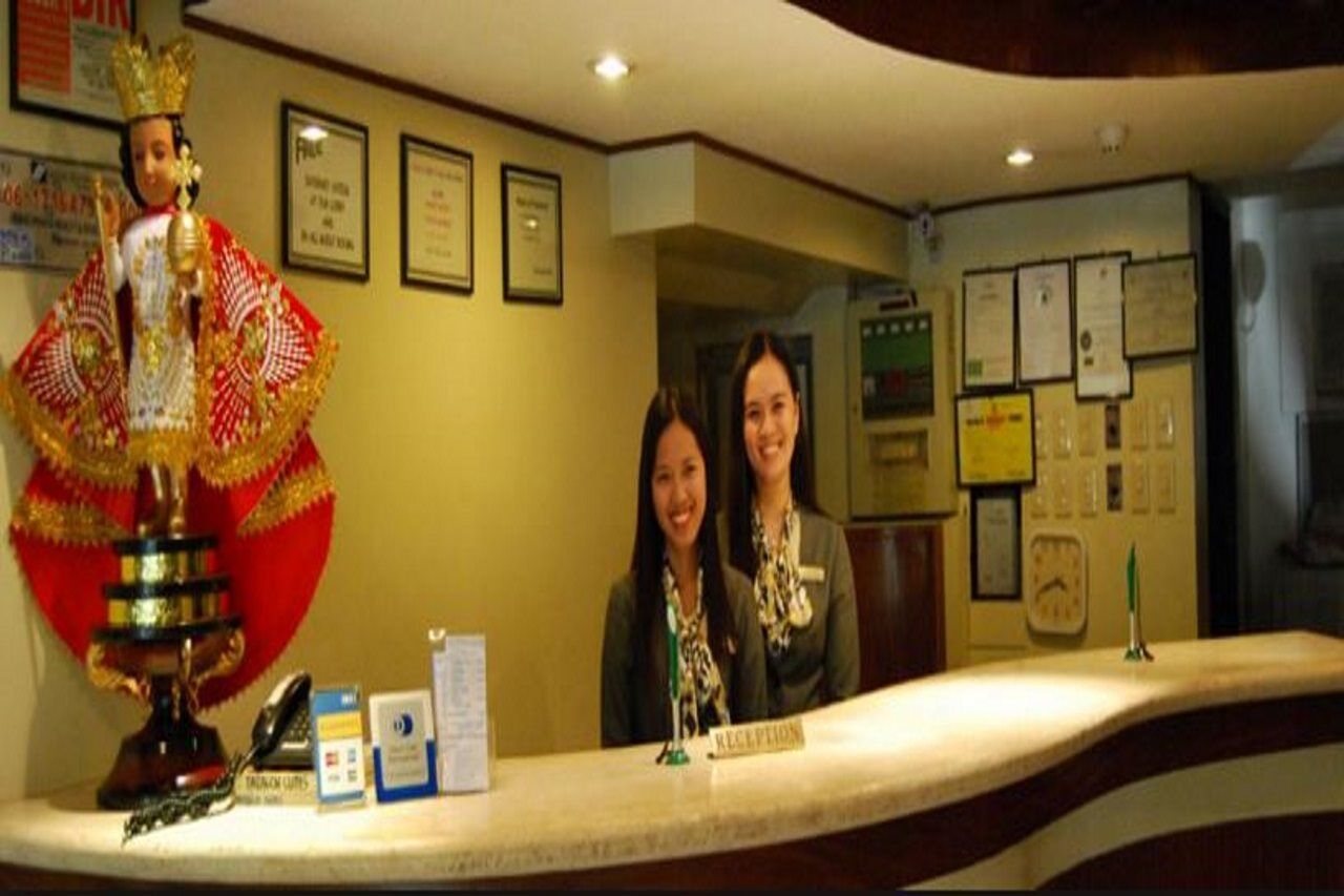 Paragon Suites Cebu Eksteriør billede